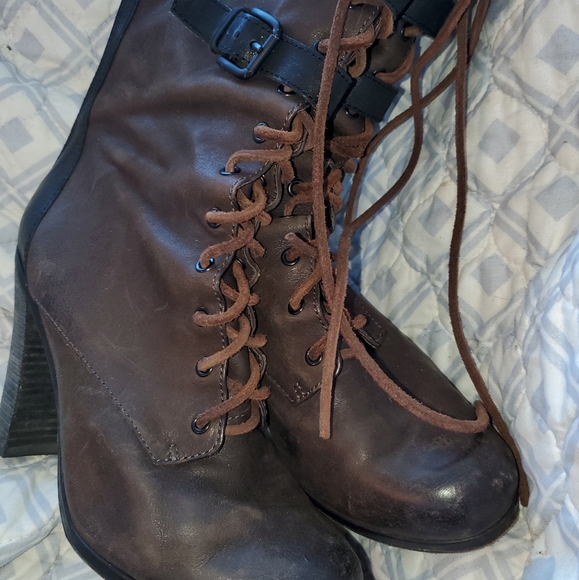 Plenty By Tracy Reese Triple Buckle Mid Calf Boot - Picture 9 of 16